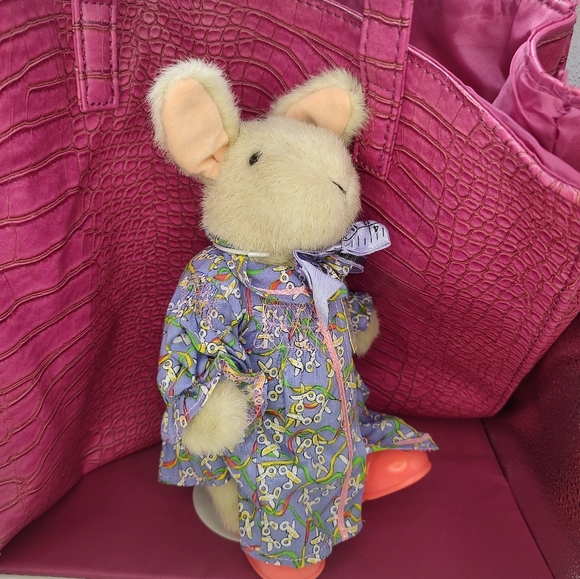 Hoppy VanderHare Sewing Lesson Bunny! From the Muffy Collection! - Picture 9 of 11